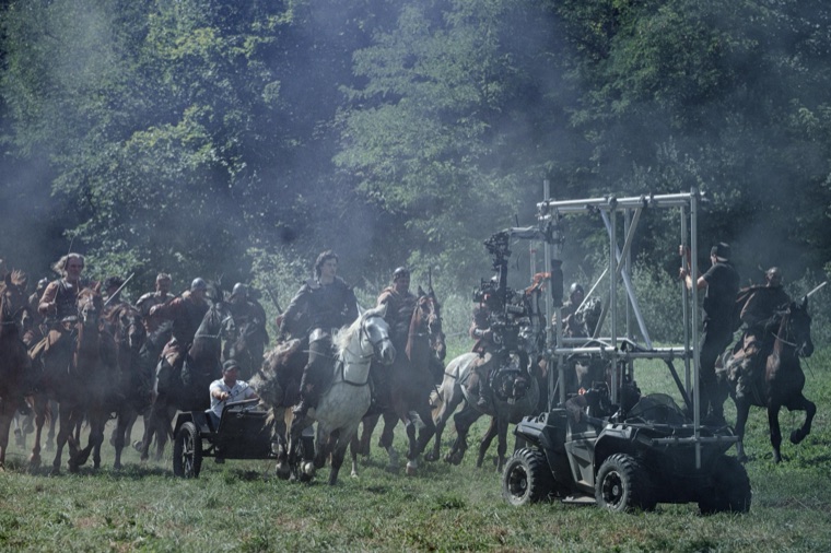Cavalry and crane on the Maridunum outskirts — Episode 6.
